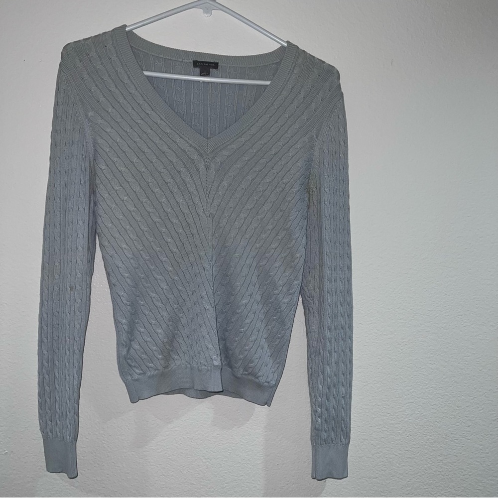 Ann Taylor Light Blue V-Neck Long Sleeve Shirt